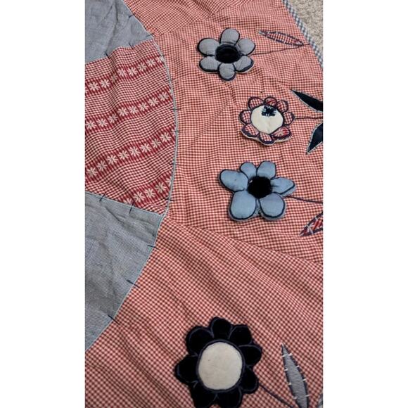 Vtg Quilted Patchwork Christmas Tree Skirt Red White Blue Gingham Country USA - Picture 7 of 11